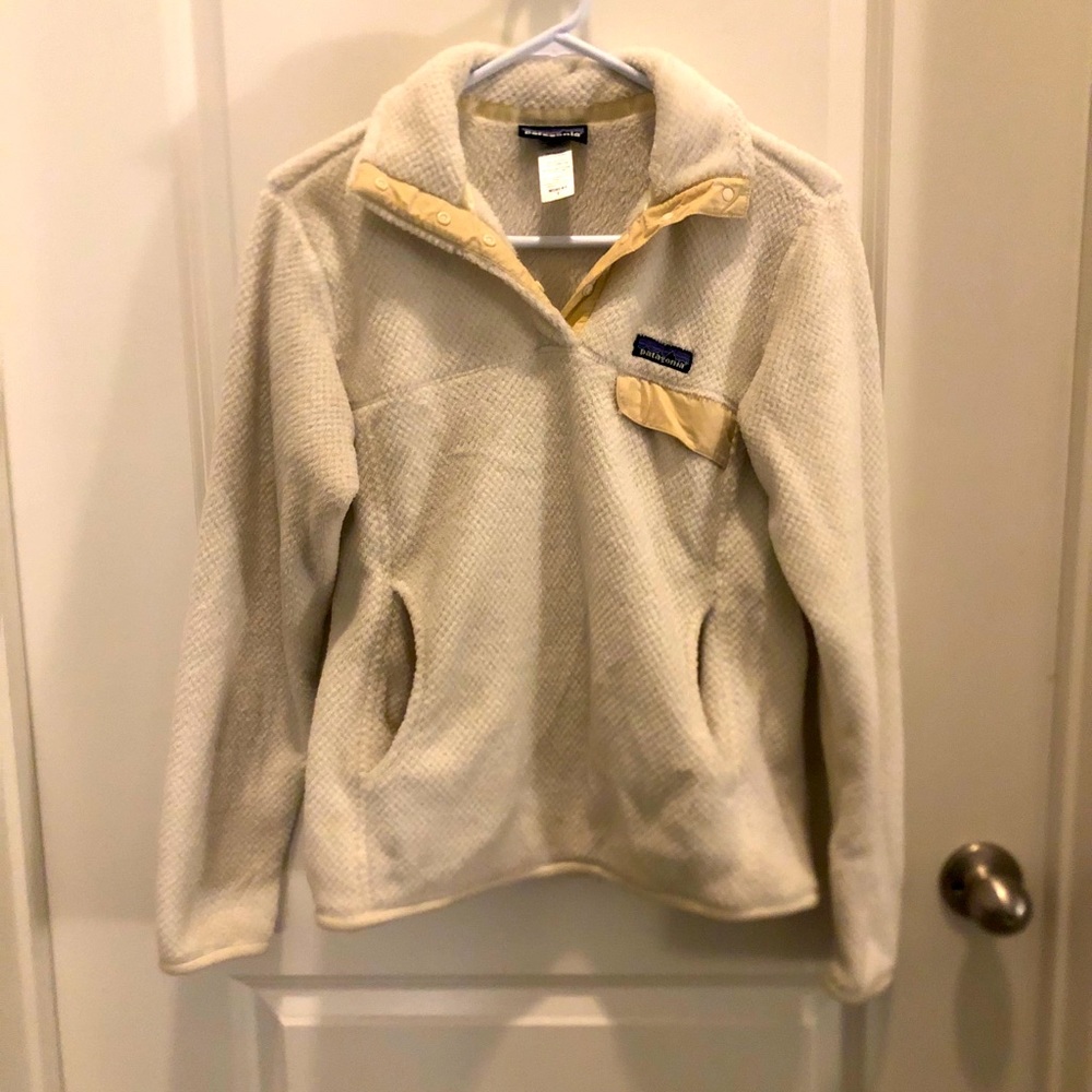 Women’s Patagonia pullover